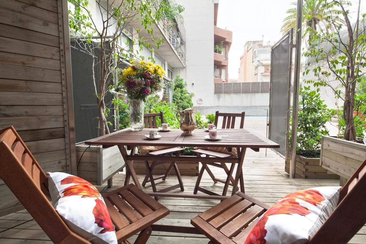 Mid-Term Rentals In Barcelona With Swimming Pool