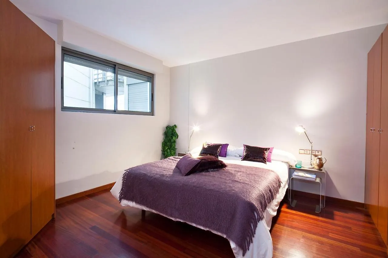 Mid-Term Rentals In Barcelona With Swimming Pool
