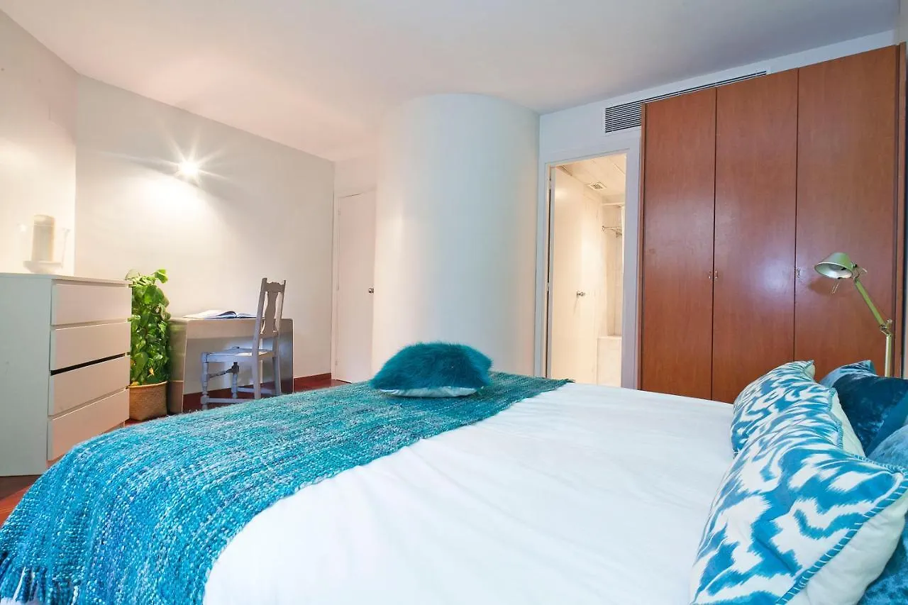 Apartment Mid-Term Rentals In Barcelona With Swimming Pool Spain