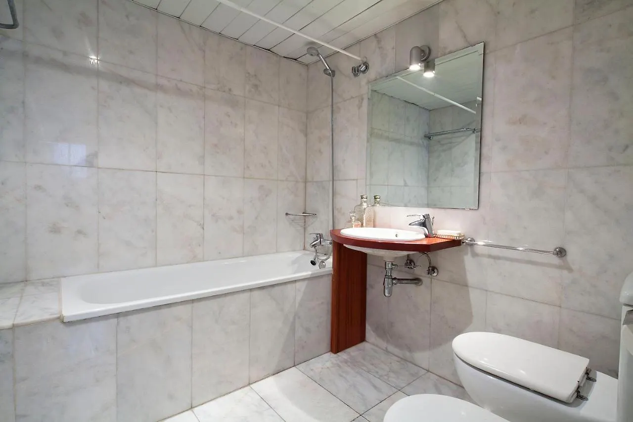 Mid-Term Rentals In Barcelona With Swimming Pool